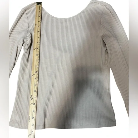 Monki Open Back Top Ribbed Beige Cream Long Sleeve Size Medium - Picture 4 of 9